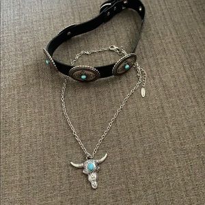 Dollskill neckless